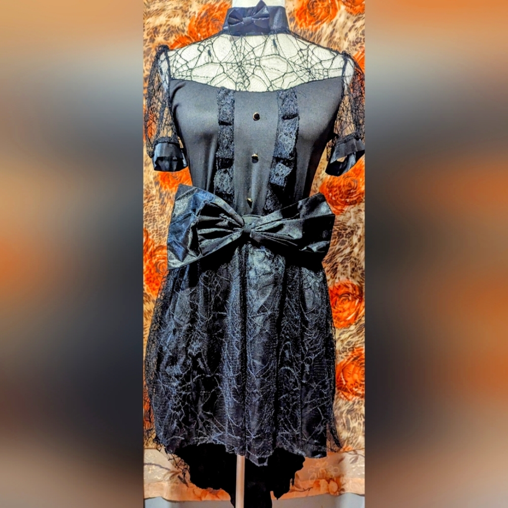 Sexy Black Witch Costume. Great Condition .OS